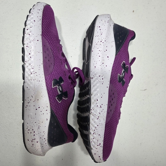 Under Armour running shoes - Picture 4 of 7
